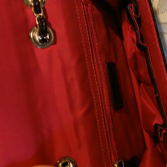 Anne Klein Black Crocodile Embossed Purse With Braided Gold Black Chain Worn 1x - Picture 5 of 6